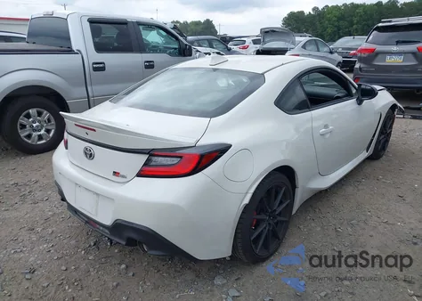 2024 Toyota Gr86 Premium z USA, uszkodzony, nr VIN JF1ZNBE15R9761496